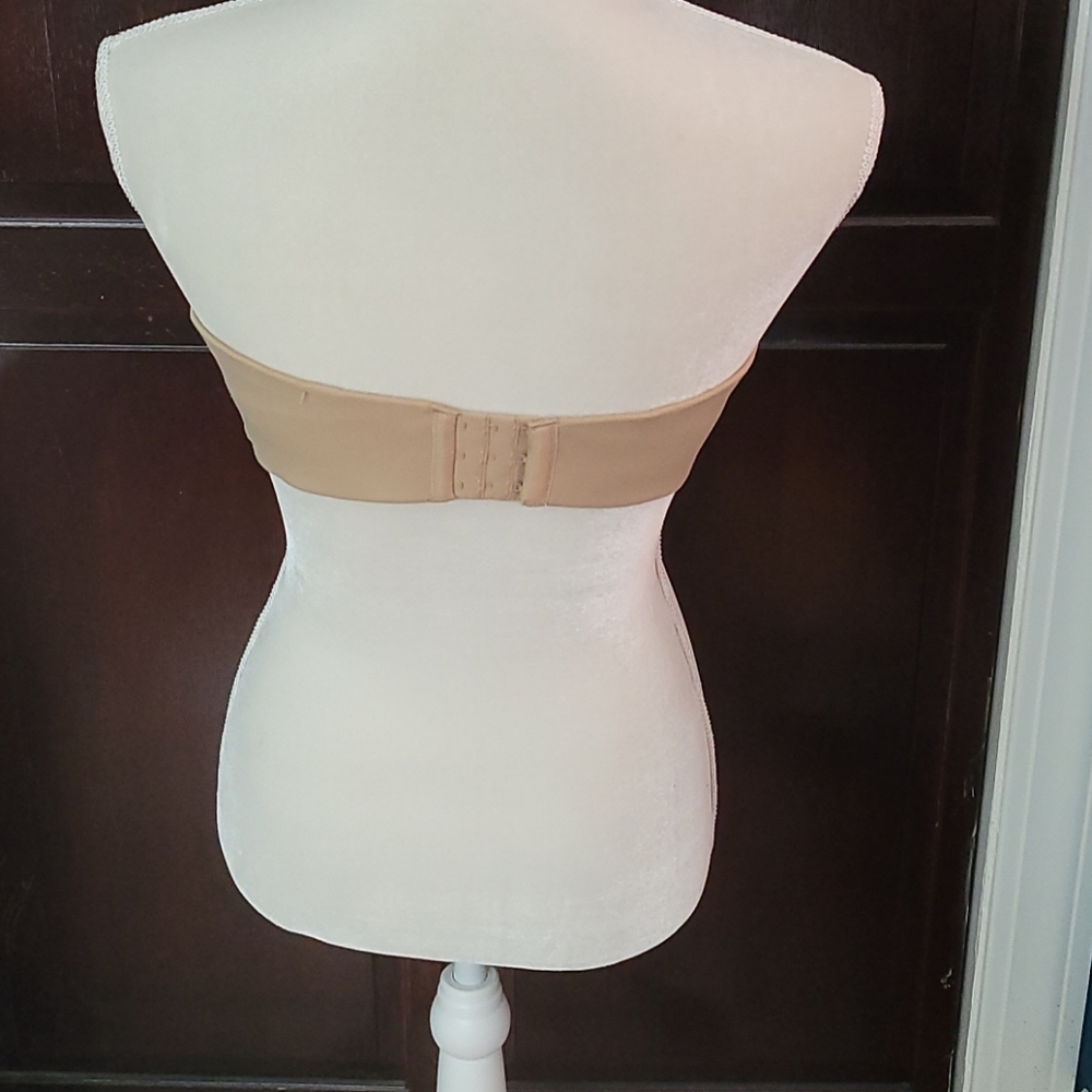 Lilyette by Bali Ladies Bra - Picture 2 of 2